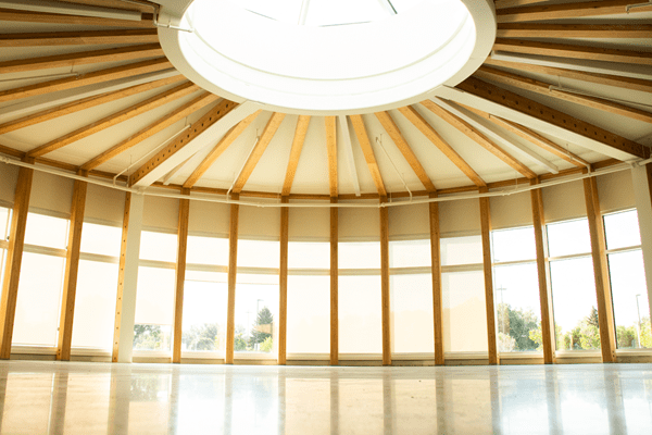 Ómahksípiitaa (Big Eagle) Gathering Space